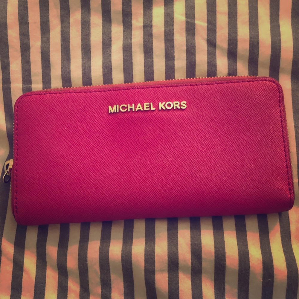 Michael Kors wallet
